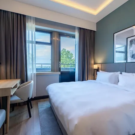 Отель Radisson Amsterdam Schiphol Airport