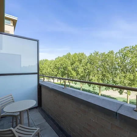 Radisson Amsterdam Schiphol Airport 4* Хоофддорп
