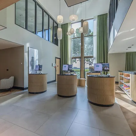 Отель Radisson Amsterdam Schiphol Airport 4*