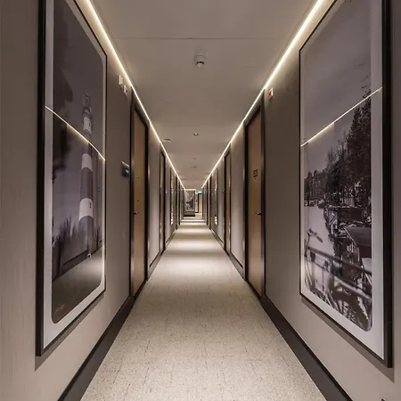 Radisson Amsterdam Schiphol Airport Hotel 4*