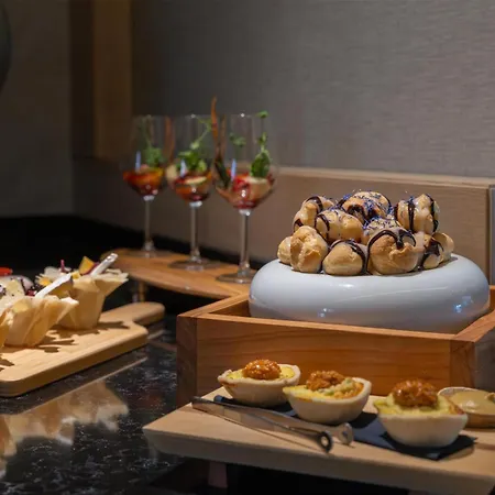 Radisson Amsterdam Schiphol Airport 4*